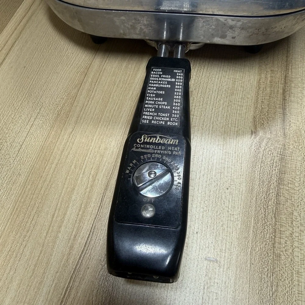 Vintage Sunbeam Fry Pan with Lid FP-10A USA Controlled Heat Tested, Works